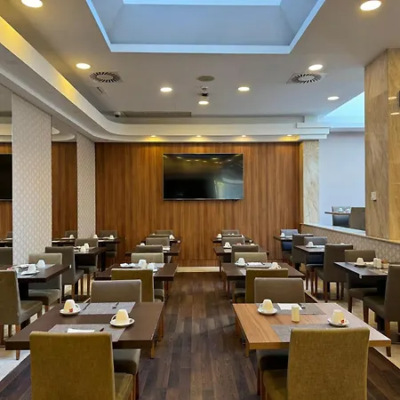 The Masa Almirante Stylish Lisbon